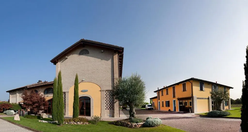 Hotel Del Rio Srl - Ristorante E Azienda Agricola Casinalbo 3*,